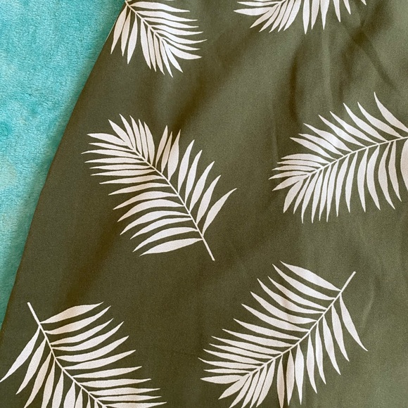 Forever21 Dress - Picture 2 of 4